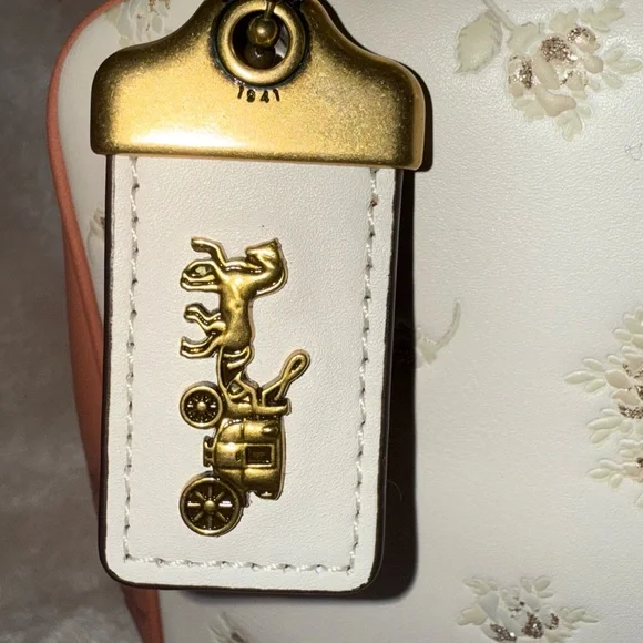 Limited Disney x Coach Minnie Mouse Kisslock Bag Cream & Pink Floral Print New! - Picture 7 of 17